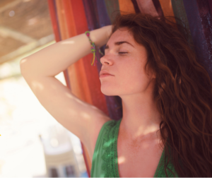 a woman gets drowsy on molly