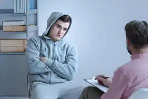 MAT vs Abstinence-Only Drug Addiction Treatment: What’s the Difference