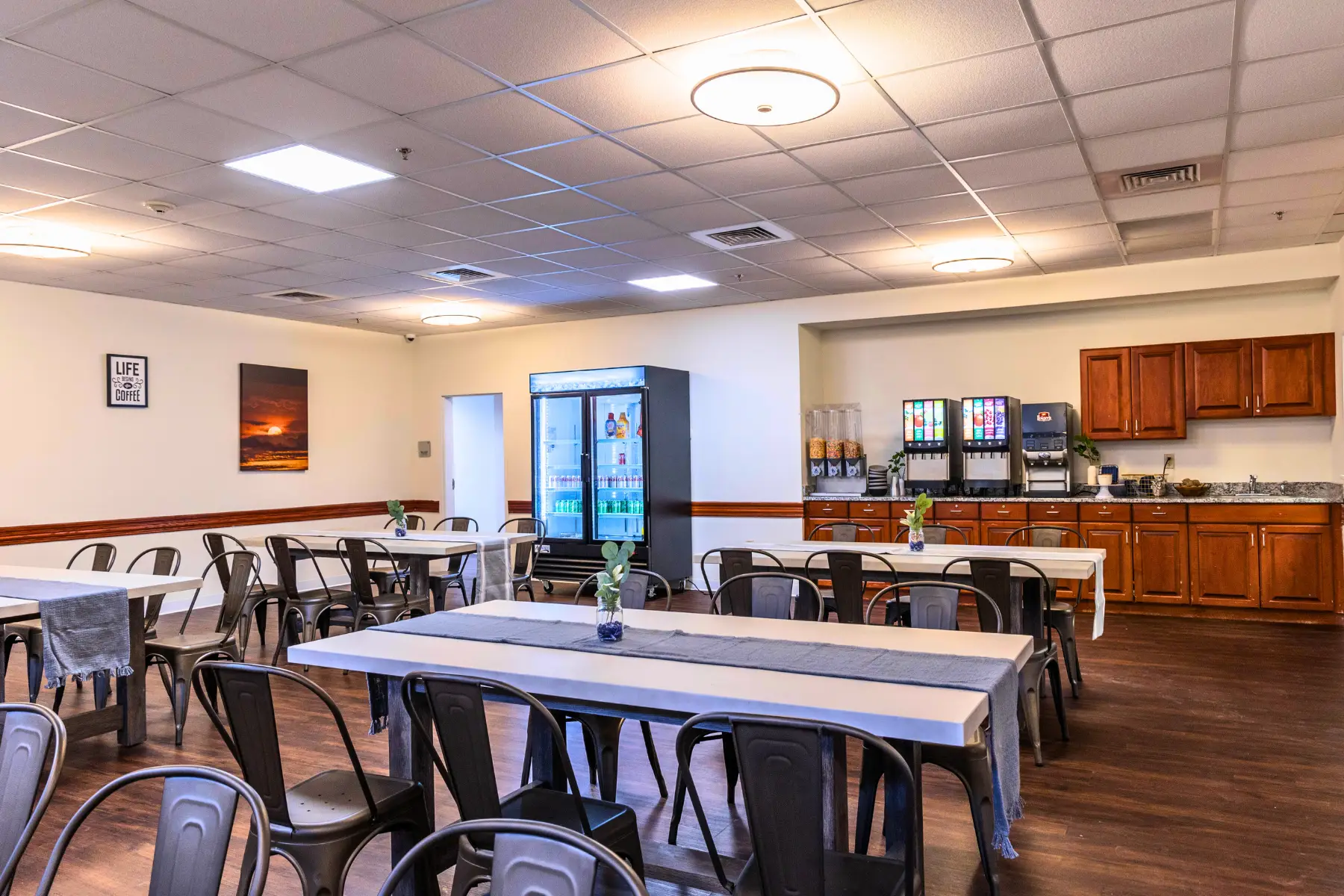 Dining area at Arista Recovery Ohio